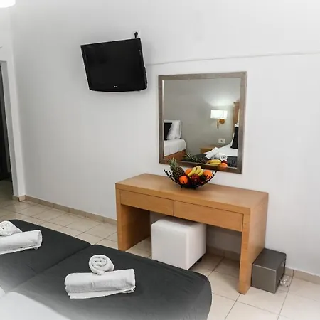 Апартаменты Angela Кремасти