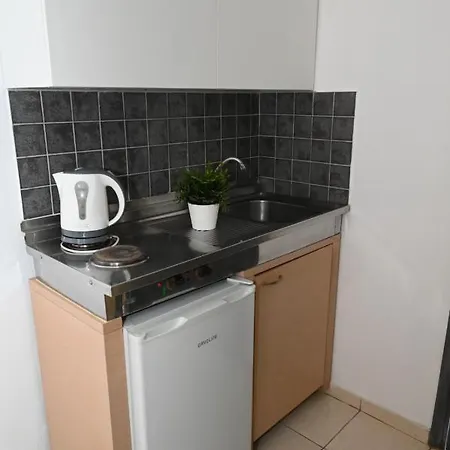 Angela Кремасти