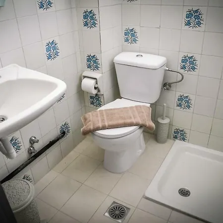 Angela Кремасти